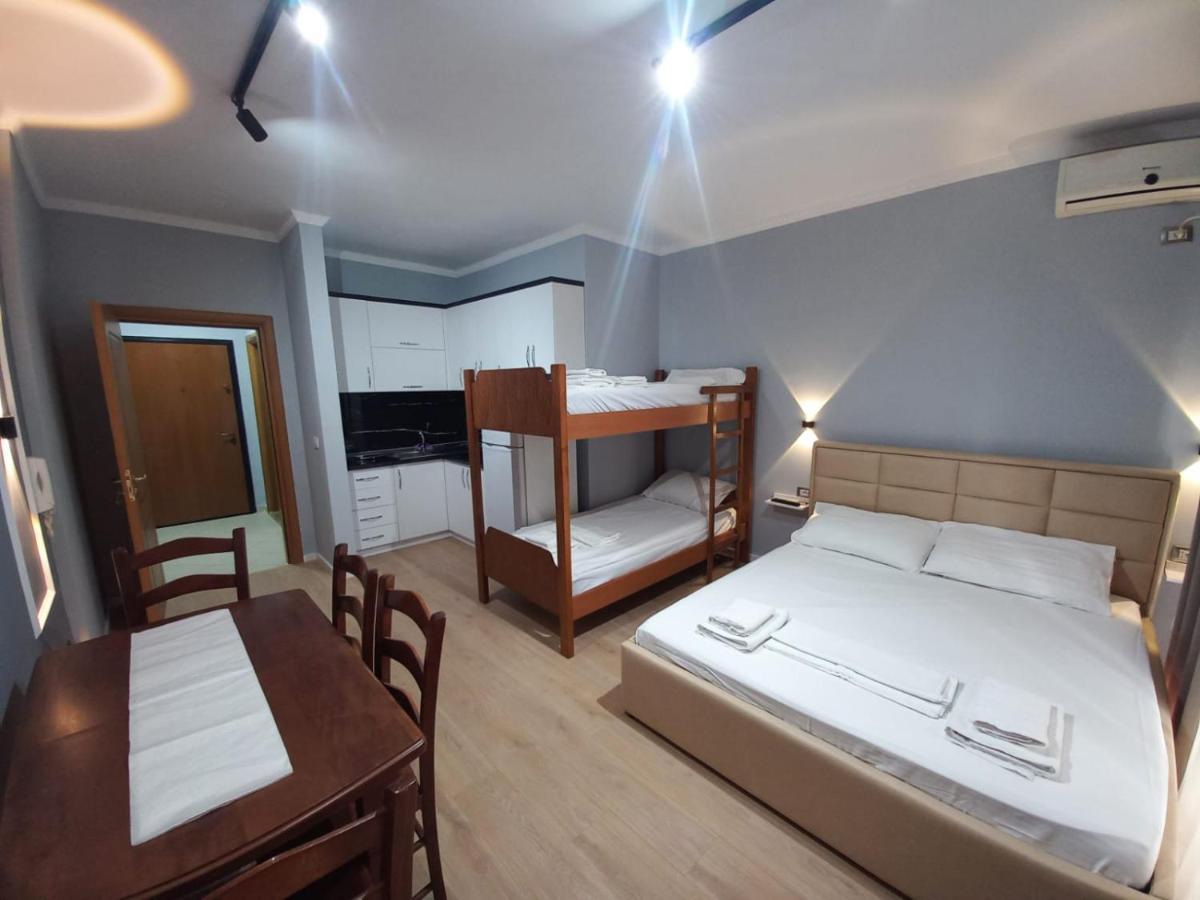 Lungomare Apartament Sea View Vlore Exterior photo