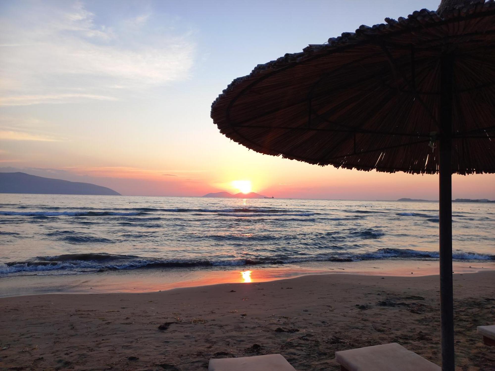 Lungomare Apartament Sea View Vlore Exterior photo